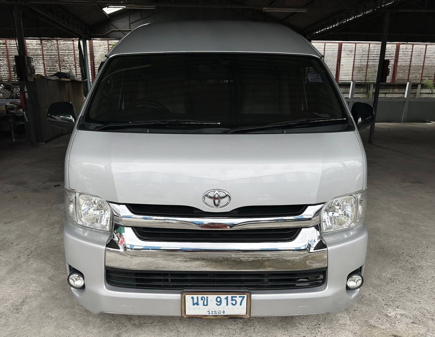 2018 Toyota Hiace Commuter used for sale Thailand