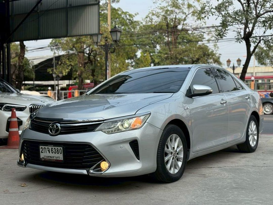 2017 Toyota Camry มือสอง ขาย ไทย