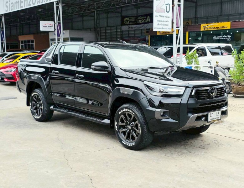 2022 Toyota Hilux Revo Double Cab มือสอง ขาย ไทย