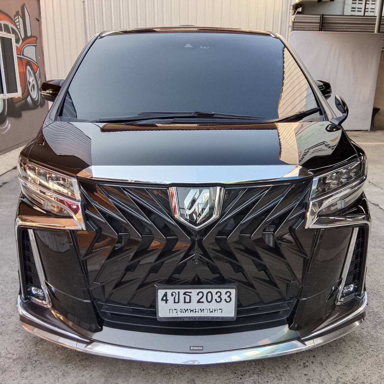 2023 Toyota Alphard used for sale Thailand