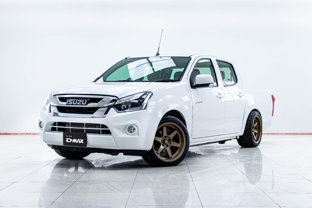 2026 Isuzu D-Max Cab4 มือสอง ขาย ไทย