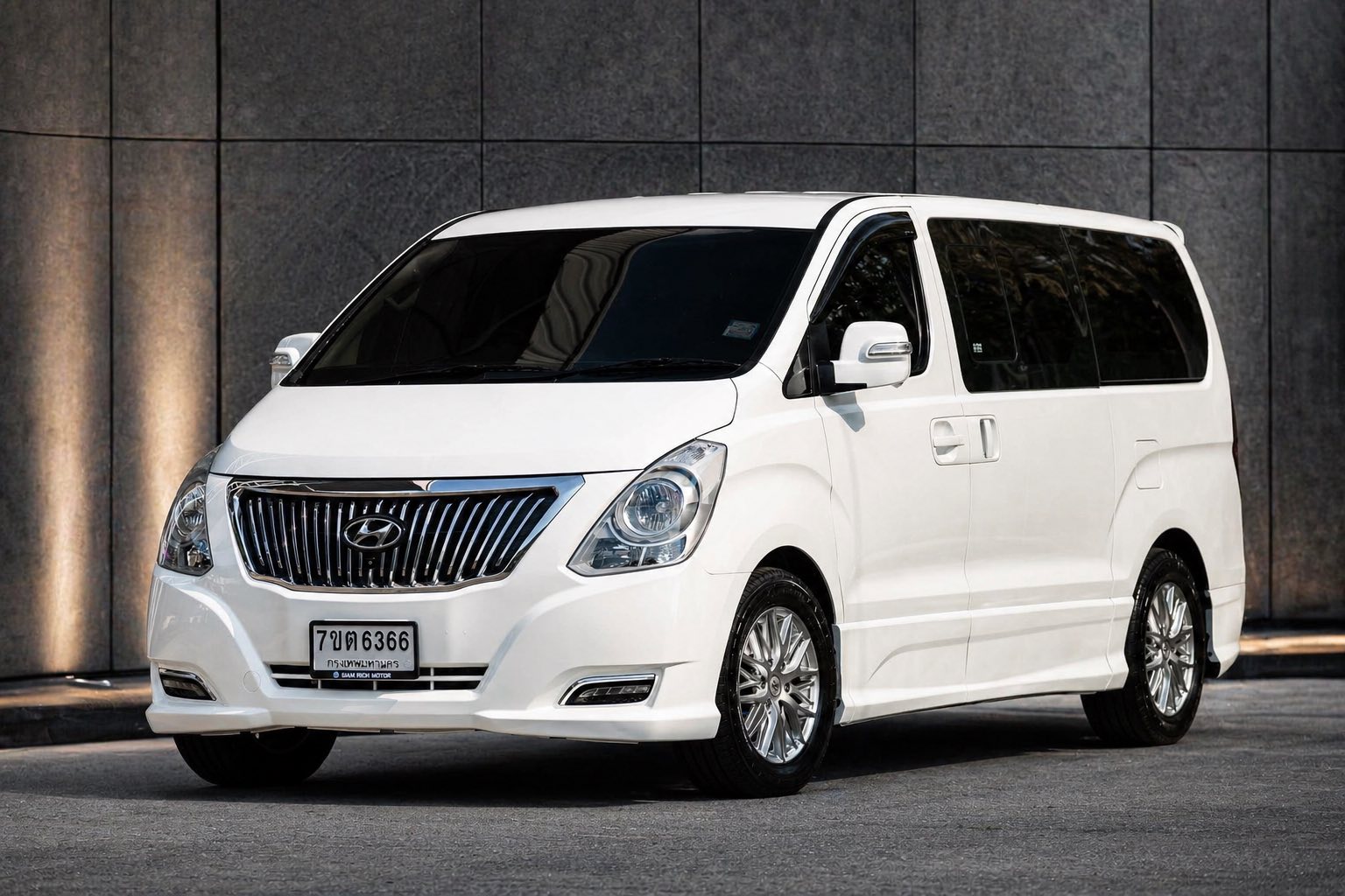 2018 Hyundai Grand Starex มือสอง ขาย ไทย