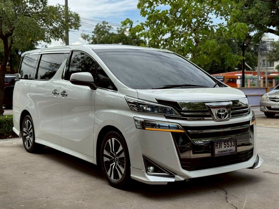 2018 Toyota Vellfire มือสอง ขาย ไทย